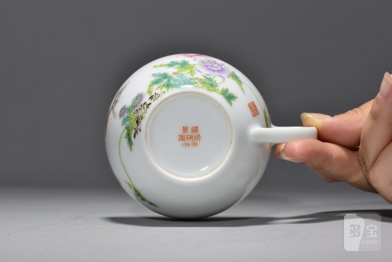 近现代 刘仲卿粉彩花卉耳杯 - 图4